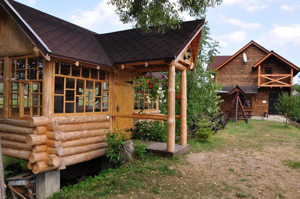 Hotel Bozhena Mykulyčyn Exteriér fotografie