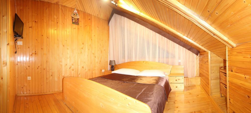 Hotel Bozhena Mykulyčyn Exteriér fotografie