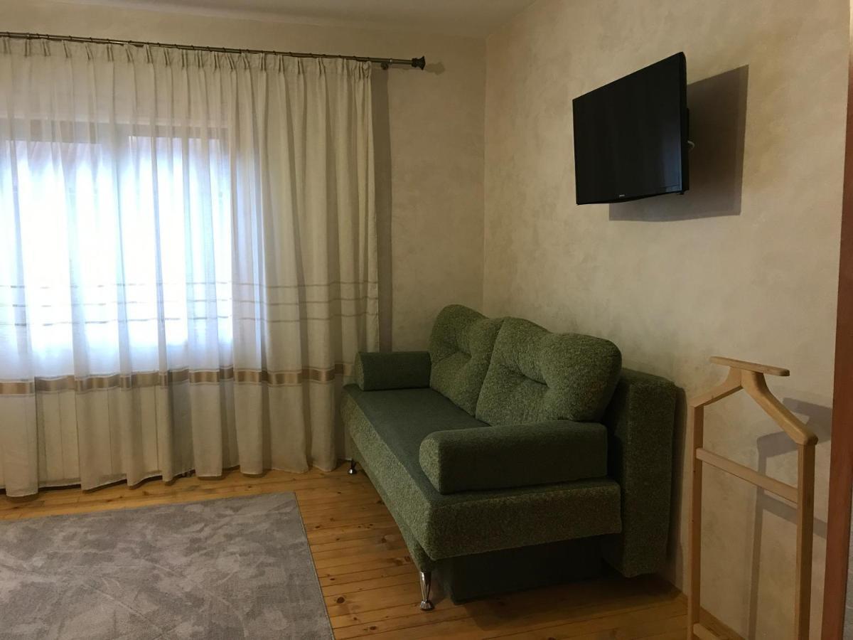 Hotel Bozhena Mykulyčyn Exteriér fotografie